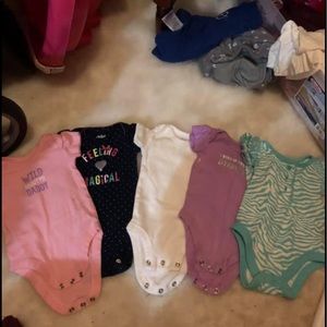 5 newborn onesies